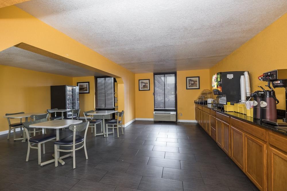 Red Roof Inn Mobile - Midtown Εξωτερικό φωτογραφία