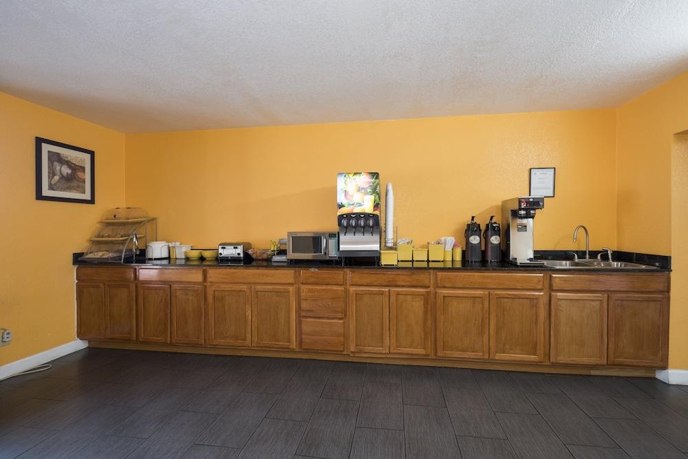 Red Roof Inn Mobile - Midtown Εξωτερικό φωτογραφία